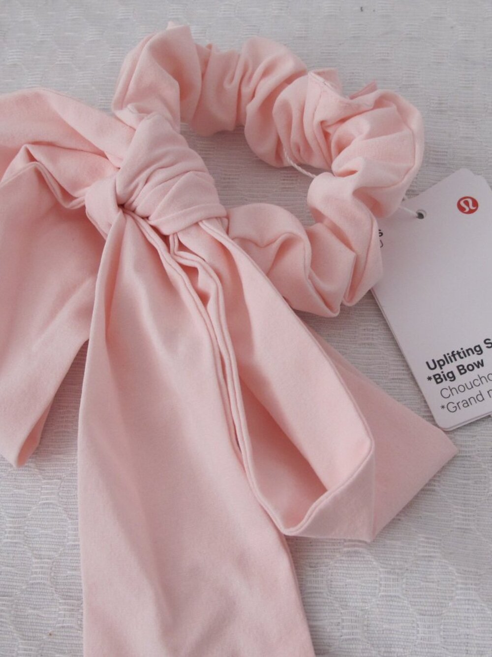 NWT - Lululemon Uplifting Big Bow Scrunchie